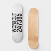 Abgenutzter und kratzter Text Workout 247365 rusti Skateboard (Vorderseite)