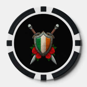Abgenutztes irisches Flaggen-Schild und Schwerter Pokerchips