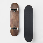 Abgenutztes Kiefernbrett Skateboard (Vorderseite)
