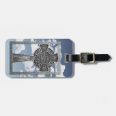 Abgenutztes Metallkreuz Gepäckanhänger (Vorderseite horizontal)