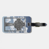 Abgenutztes Metallkreuz Gepäckanhänger (Rückseite horizontal)