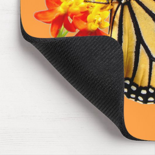 Abgeschiedener Monarchfalter Mousepad (Ecke)