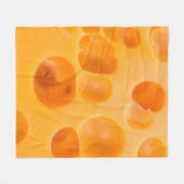 Abgeschiedenes Stück Käse. Fleecedecke (Vorderseite (Horizontal))