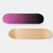 Abgestürzter rosa und schwarzer Glitzer Skateboard (Horizontal)