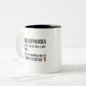 Abibliophobie Definition Bookworm Books Reader Zweifarbige Tasse (Vorderseite Links)