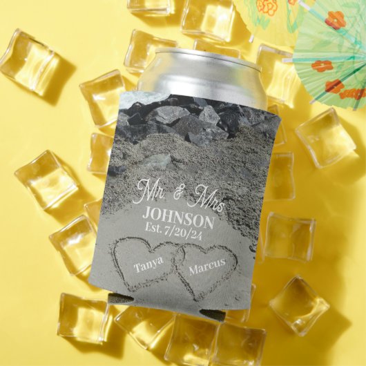 Abkühlung - zwei Herzen im Sand Dosenkühler (In Situ Sommer)