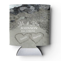 Abkühlung - zwei Herzen im Sand