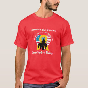 Abnutzungs-Rot an Freitag T-Shirt