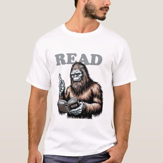 About Reading Bigfoot Reads T-Shirt (Vorderseite)