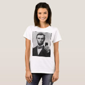 Abraham Lincoln mit Handy T-Shirt (Vorne ganz)