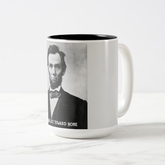 Abraham Lincoln - mit Malice in Richtung Keine Tas Zweifarbige Tasse (VorderseiteRechts)