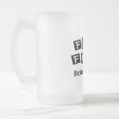 Abschließender Fling vor dem Ring Mattglas Bierglas (Links)