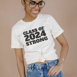 Abschluss 2023<br><div class="desc">Klasse von 2023 stark! Feiern Sie ein Jahr lang wie kein anderes die Stärke und Widerstandskraft Ihrer geschlossen Klasse. Dieser kühne T - Shirt mit schwarzem Schrift ist ein großartiges Abschluss-Geschenk und eignet sich hervorragend für Party oder Freunde.</div>