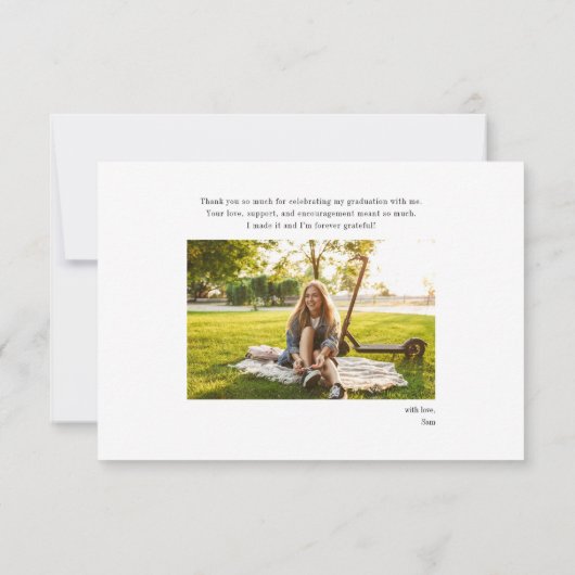 Abschluss 2024 Einfache handgeschriebene Graduate Dankeskarte (Rückseite)