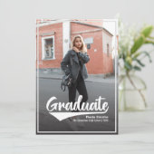 Abschluss 2025 Foto Ankündigung (Stehend Vorderseite)