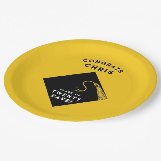 Abschluss 2025 Gelb Pappteller (Schrägansicht)