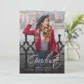 Abschluss 2025 Kalligraphie Grad Foto Ankündigung (Stehend Vorderseite)