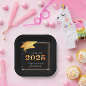 Abschluss 2025 Schwarze Imitate Metallic Orange Pappteller (Party)