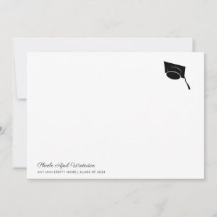 Abschluss 2026 Einfache Typografie Graduiertenkapp Mitteilungskarte
