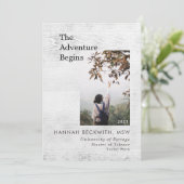 Abschluss 3 Foto Adventure fängt rustikal an Ankündigung (Stehend Vorderseite)