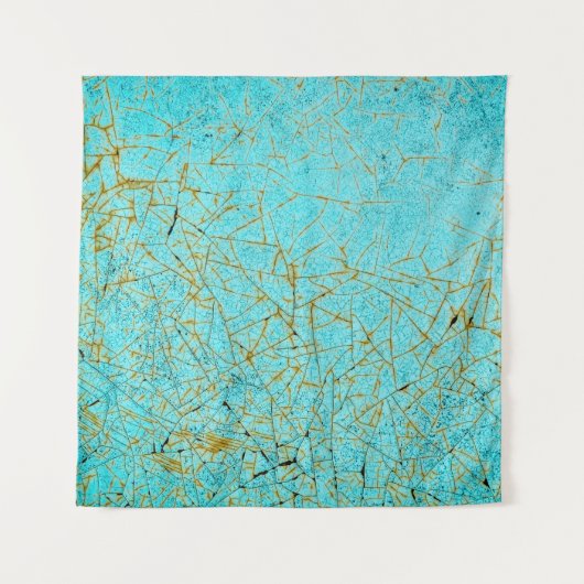 Abschluss alter Karosserie aus Graumetall mit Wandteppich (Vorderseite)