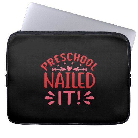 Abschluss Art | Preschool Nails Laptopschutzhülle (Vorderseite)