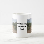 Abschluss befolgen den eigenen Weg Wüstenweg Gradu Kaffeetasse (Mittel)
