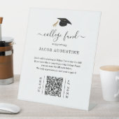 Abschluss-College-Fonds mit QR-Code Sockelschild (In Situ)