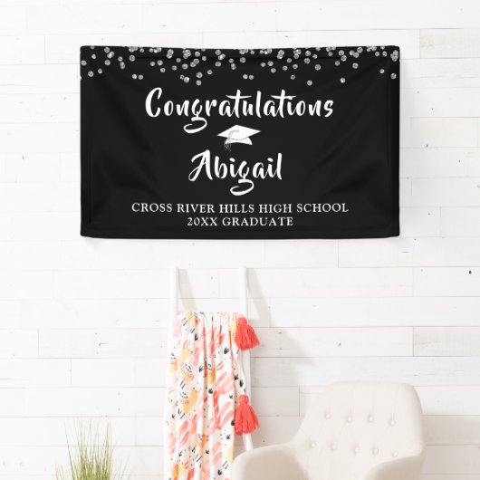 Abschluss Confetti Brush Script Black und Silver Banner (Insitu)