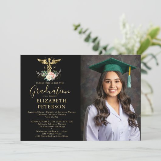 Abschluss der Krankenpflege Caduceum Rose Schwarz Einladung (Stehend Vorderseite)