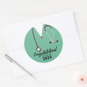 Abschluss der Krankenversicherung 2025 Runder Aufkleber (Umschlag)