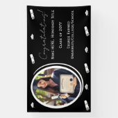 Abschluss Foto & Cap, Diplom in Schwarz und Weiß Banner (Vertikal)