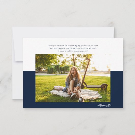 Abschluss Foto Collage Modernes Script Graduate Dankeskarte (Rückseite)