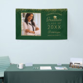 Abschluss Foto Gold Glam Script Grad Cap Green Banner (Messeveranstaltung)