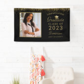 Abschluss Foto Gold Glitzer Script Grad Cap 2023 Banner (Insitu)