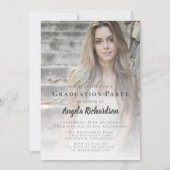 Abschluss Foto Grau-Script Typografie Party Einladung (Vorderseite)