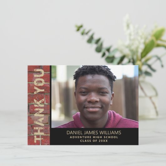 Abschluss Foto Urban Red Brick Danke (Stehend Vorderseite)