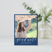 Abschluss Foto White Script Royal Blue 2025 Ankündigungspostkarte (Stehend Vorderseite)