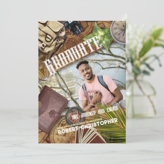 Abschluss für Brown Adventurer Einladung (Stehend Vorderseite)