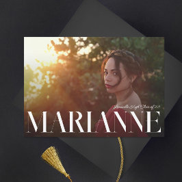 Abschluss für große Serienname-Foto Ankündigung