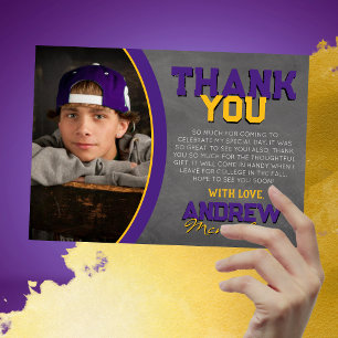 Abschluss für lila und goldene Chalkboards Danke K Einladung