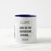 Abschluss Gown & Cap Tasse Young Man (Zentrum)