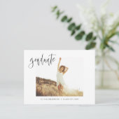 Abschluss Grad Ankündigung Foto Minimalistisch Pos Postkarte (Stehend Vorderseite)