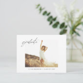 Abschluss Grad Ankündigung Foto Minimalistisch Postkarte (Stehend Vorderseite)