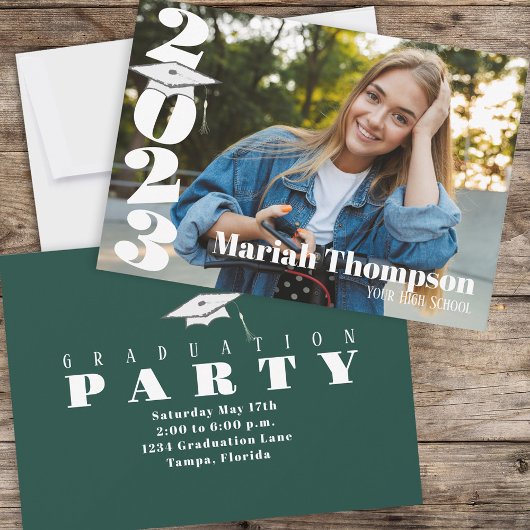Abschluss Green Typografy Foto Class of 2023 Einladung