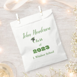 Abschluss Green & White Class 2023 Geschenktütchen