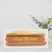Abschluss Hotdog mit Senfklasse 2024 Einladung (Stehend Vorderseite)