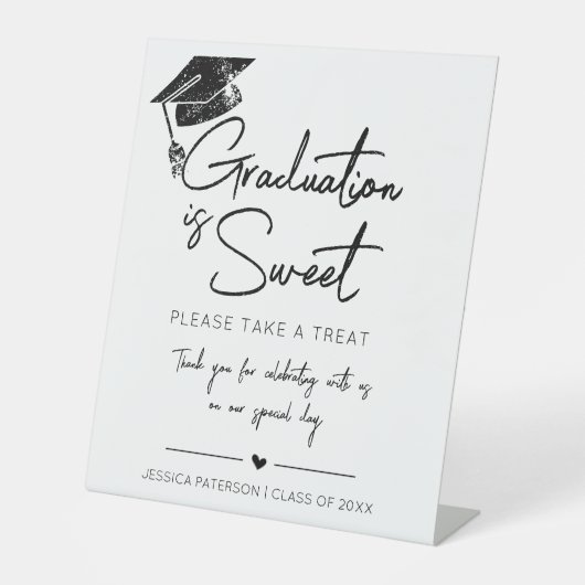 Abschluss ist Sweet Minimalistisches Schwarz-weiße Sockelschild (Vorderseite)