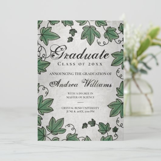 Abschluss Ivy mit Silver Black Script Grad Party Einladung (Stehend Vorderseite)