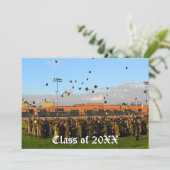 Abschluss-Klasse 20XX auf Feld Einladung (Stehend Vorderseite)